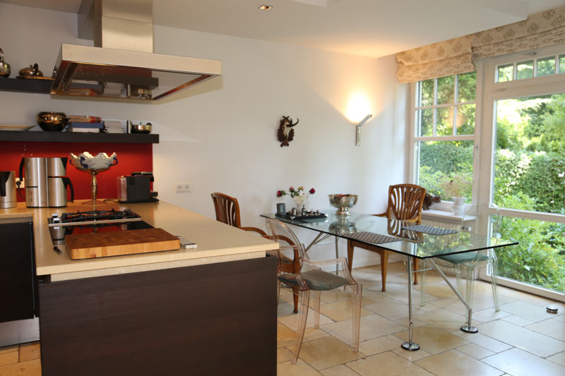 Küche / Essen Altbau-Wohnung, Muenchen-Solln, Prinz-Ludwigs-Hoehe, Eigentumswohnung, Villenkolonie, Terrasse, Park, Denkmalschutz, Isarufer, Stuck, Gästezimmer, Bibliothek, Tiefgarage, Apartment